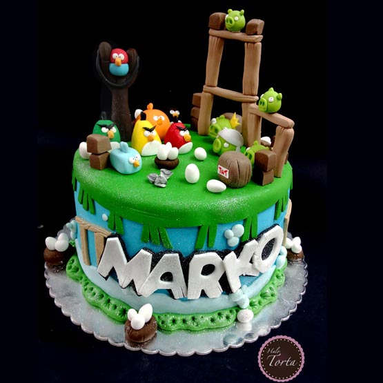 Torta Angry Birds šarena