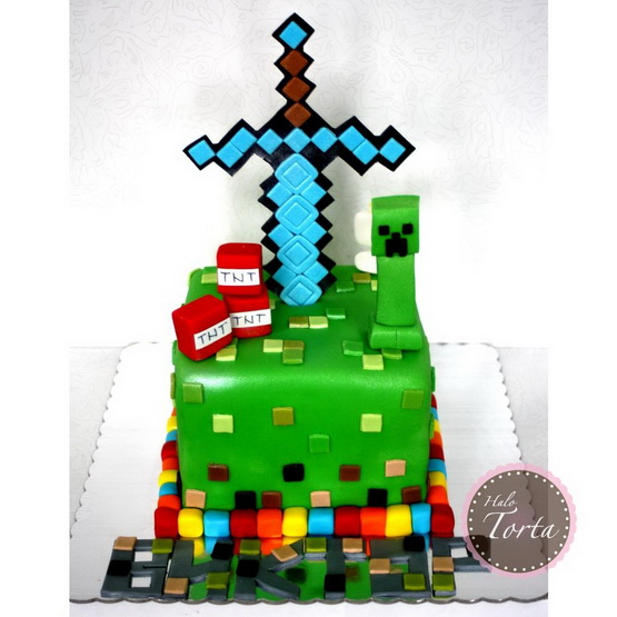 Minecraft torta sa macem i Creeper-om