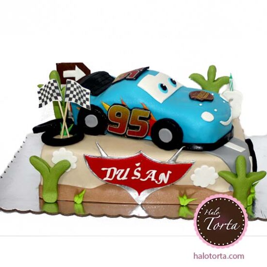 Plavi auto Munja na torti