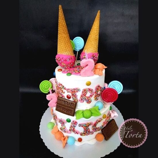 dt1768-Torta za bliznakinje sa kornetima (2)