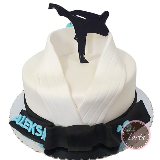 dt2225-Džudista na torti