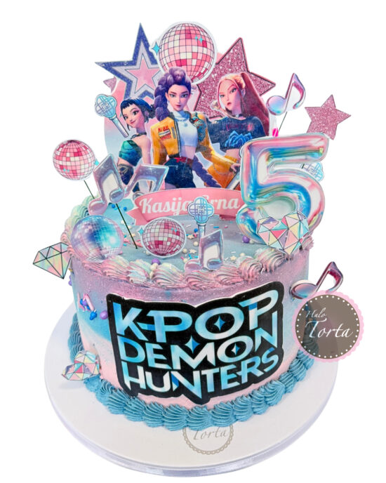 K-Pop Demon Hunters torta sa jestivom štampom
